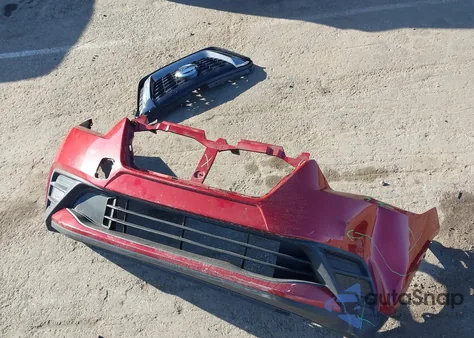 2019 Nissan Kicks Sr z USA, uszkodzony, nr VIN 3N1CP5CU2KL526322